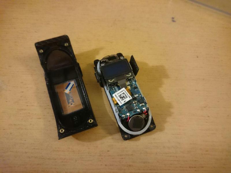 Fitbit szétszedve